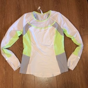 Long sleeve Lululemon shirt